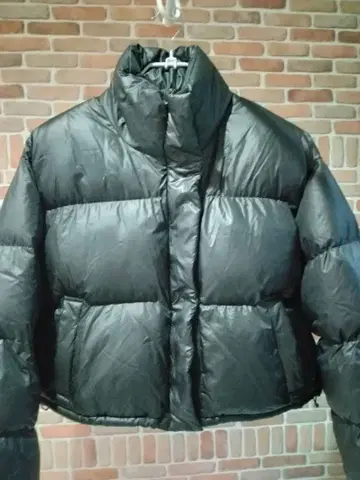 OURROOM DRESS 다운 숏 기장 아우터 여성용 블랙