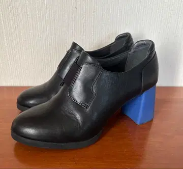 캠퍼 슬립온 하이힐 22.5cm