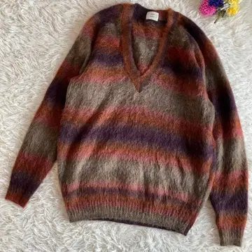 후미에 타나카 모헤어 니트 스웨터