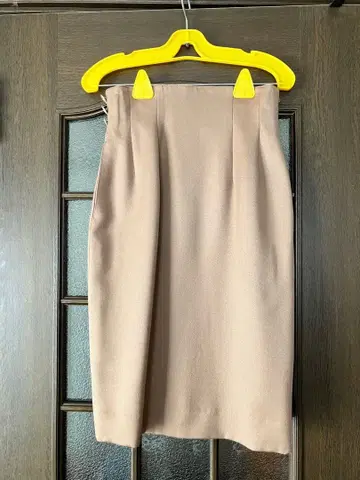 옥스퍼드 퀸시 스트레이트 스커트 타이트 스커트 카멜 M