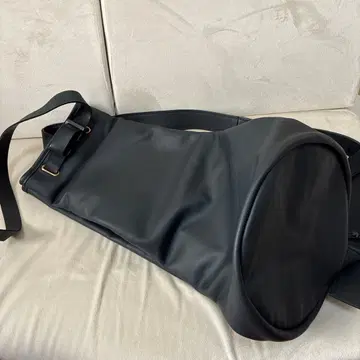 천연 가죽 네온 가죽 의류 가죽 블랙 숄더백 백팩 바디백 블랙