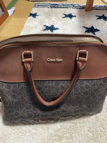 [캘빈 클라인] 핸드백 브라운