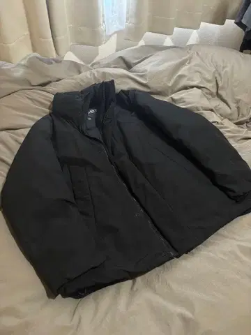 한국 브랜드 The Super Air 95 블랙 다운 자켓 경량