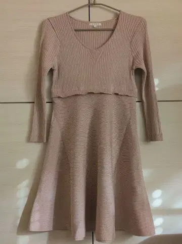 TO BE CHIC 리브 긴팔 무릎 기장 원피스 M