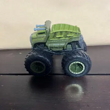 핫휠 몬스터 트럭/쥬라기 월드 트리케라톱스