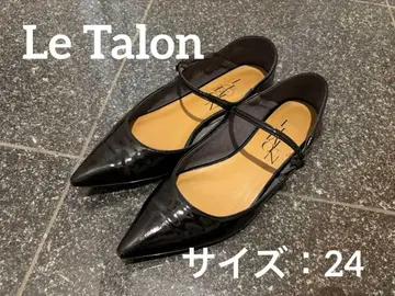 르 탈롱 블랙 스틸레토 플랫슈즈