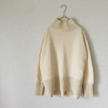 놉두노드 니트 스웨터 울 100%