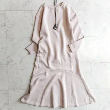 컨디션 최상 엘렌딕 종이상자 원단 플레어 롱 원피스 라이트 베이지