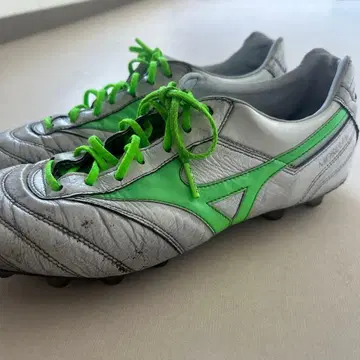 Mizuno 축구화 그레이/그린