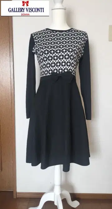 GALLERY VISCONTI 리본 포함 니트 원피스 사이즈 2