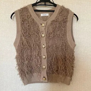 [ 미사용 새상품 ] Darich 퀼팅 버튼 루프 니트