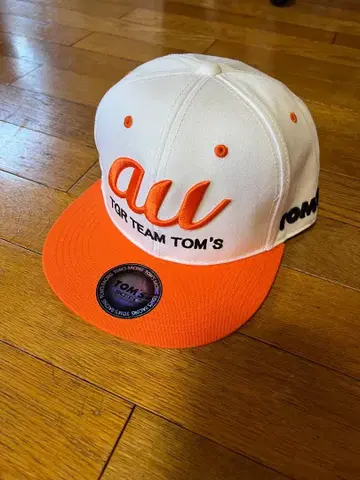 au TGR TEAM TOM'S 캡 슈퍼gt
