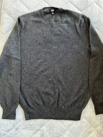 UNIQLO 캐시미어 남성용 크루넥 스웨터 다크 그레이