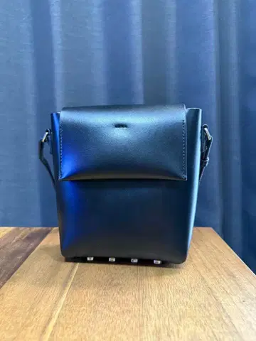 YAHKI 가죽 숄더백 블랙