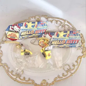 지역 한정 헬로키티 스트랩 나가시마 스퍼랜드 스틸 드래곤 2개 세트