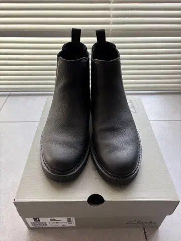 Clarks 클락스 블랙 사이드 고어 부츠 실측치수 27cm~27.5cm