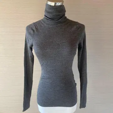 투모로우랜드 DES PRES 터틀넥 니트