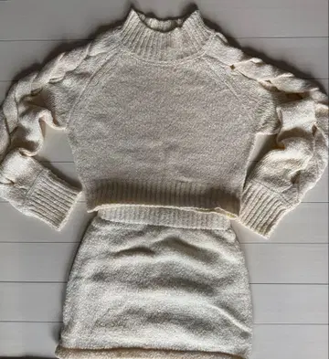 SLY 아이보리 니트 셋업