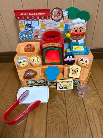 호빵맨 가마솥으로 뿡뿡~ 잼 아저씨의 갓 구운 빵 공장