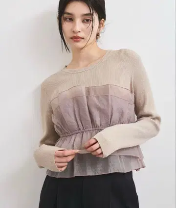 vis 뷔스티에 도킹 풀오버 니트 프릴 페플럼 베이지