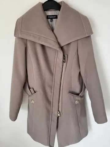 SPORTSTAFF 베이지 피 코트