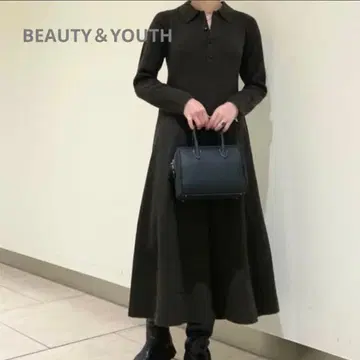 BEAUTY&YOUTH 올리브 폴로 리브 울 100% 플레어 원피스