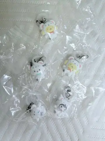 산리오 캐릭터 메지루시 액세서리 포근포근 스노우