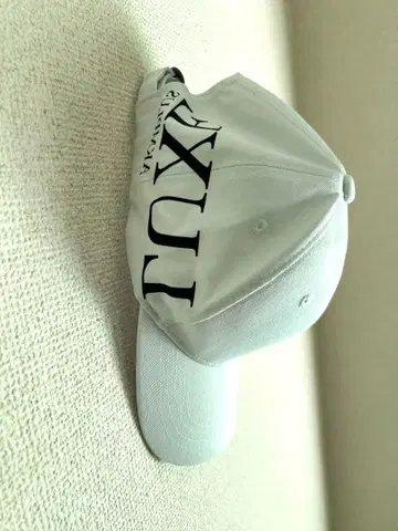 LUXEAKMPLUS 캡 화이트