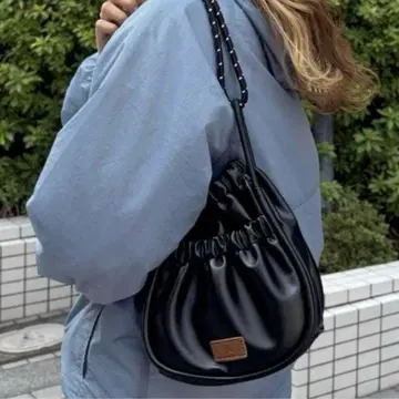 CPCM FUKA'S 기획 PU 파라코드 개더 미니 숄더백 블랙