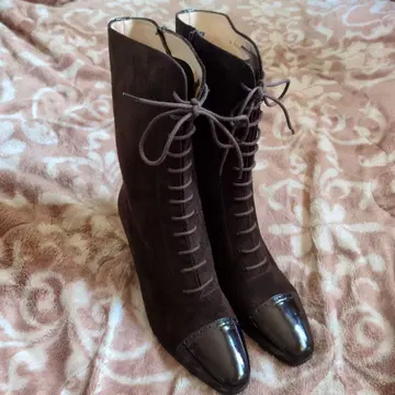 미사용 타니노 크리스치 다크 브라운 스웨이드 레이스업 숏부츠