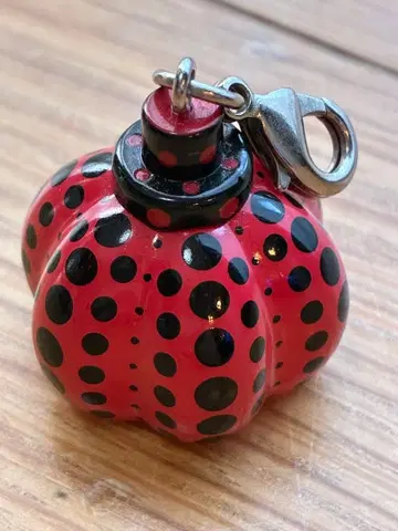 [ 쿠사마 야요이 ] 나오시마 레드 호박 참 빨간색 호박