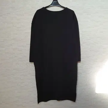 언타이틀 블랙 긴팔 니트 원피스