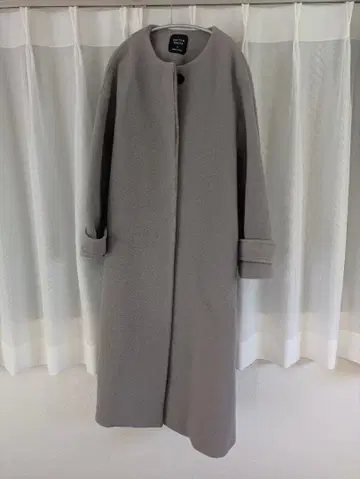 그레이 롱 코트 체크 무늬 안감