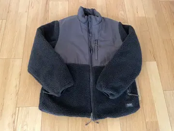 마운틴 리버서블 하이넥 라이트 다운 x 소프트 보아 자켓