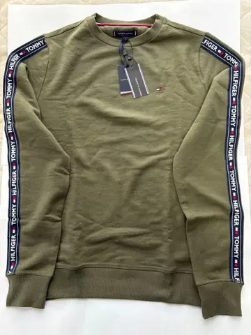 타미힐피거 올리브 트레이닝복