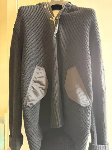 sacai/울 풀오버(후드 부착)/블랙/사이즈 1