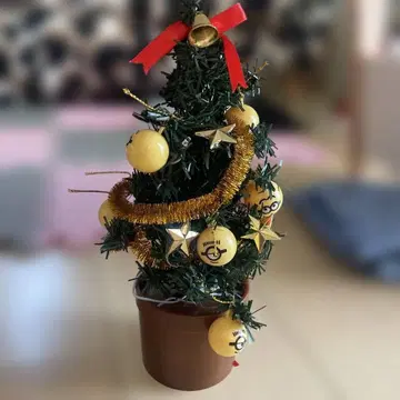 미니언 크리스마스 트리