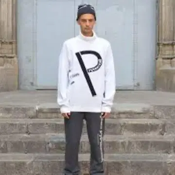 고샤 루브친스키 니트 2017