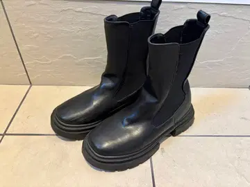 SESTO 볼륨 밑창 사이드 고어 부츠 통굽 여성용 블랙