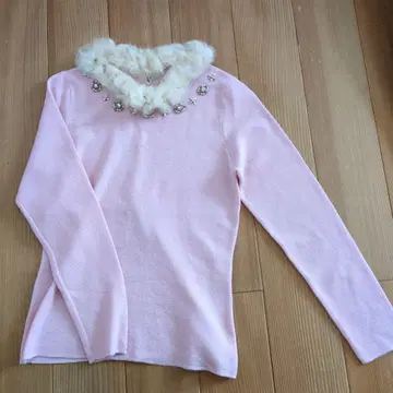 핑크 니트 상의 퍼 포함