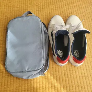 VANS 화이트/네이비 로우컷 스니커즈