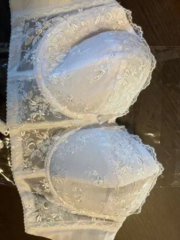 세미롱 라인 브라 E70 화이트