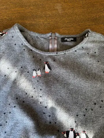 가격 인하! marblesud 마블슈드 EMB 펭귄 패턴 원피스 그레이