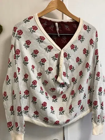 sunaokuwahara 꽃무늬 긴팔 니트 가디건