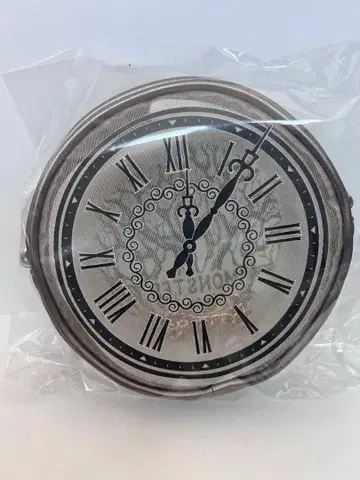 A Monster Calls 시계 디자인 숄더백