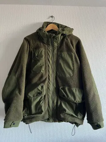 Karaku 플리스 밀리터리 자켓 올리브 그린