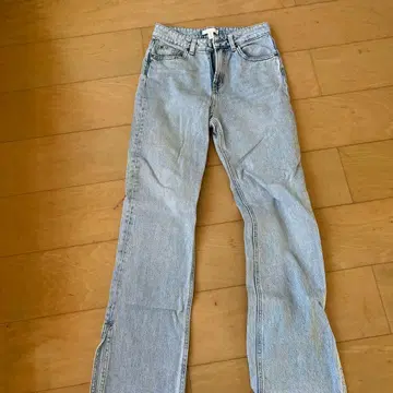 H&M 스트레이트 데님 라이트 블루 EUR34