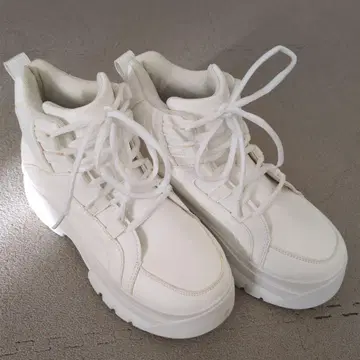 GRL 화이트 하이컷 스니커즈