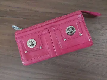 MARC BY MARC JACOBS 핑크 가죽 장지갑 플랩 포함