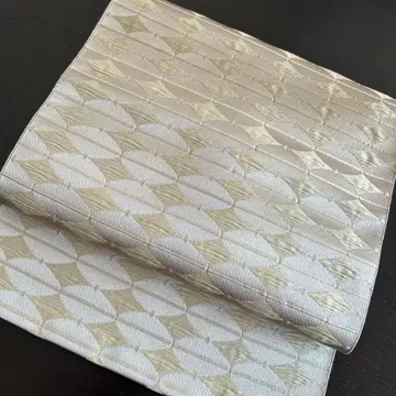 [ 새상품급 ] 나고야 오비 단의 마츠바 재단 화이트 골드 기하학 패턴